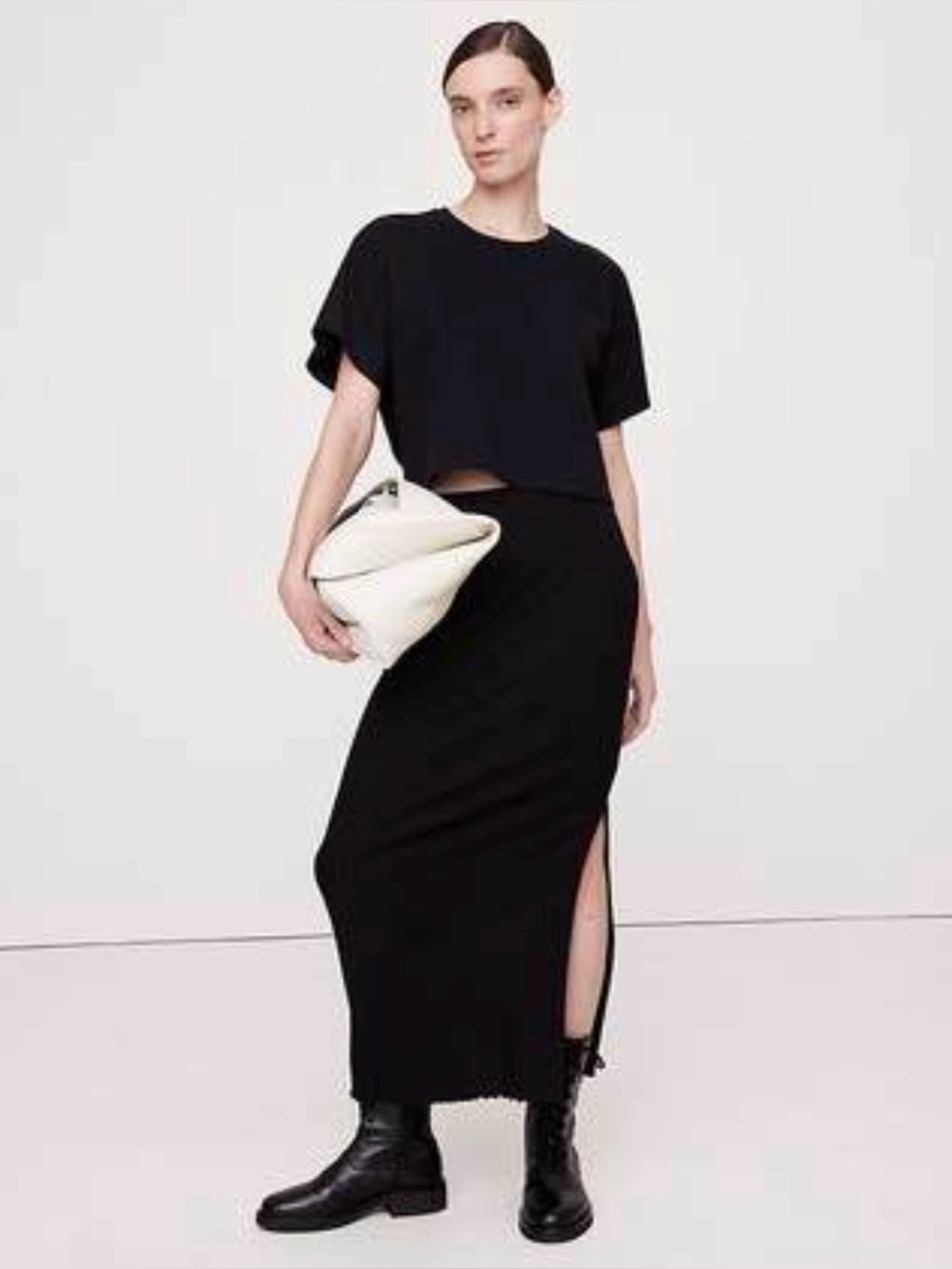 BANANA REPUBLIC Wide Ribbed Knit Skirt